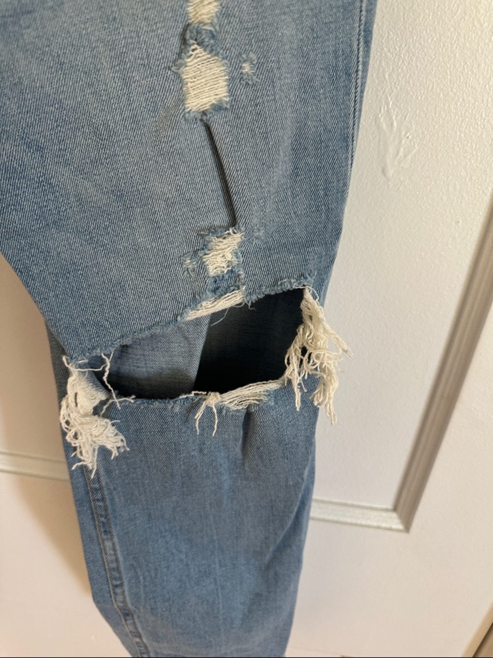 Abercrombie & Fitch The Ankle Straight Ultra High Rise Jeans - Picture 4 of 6